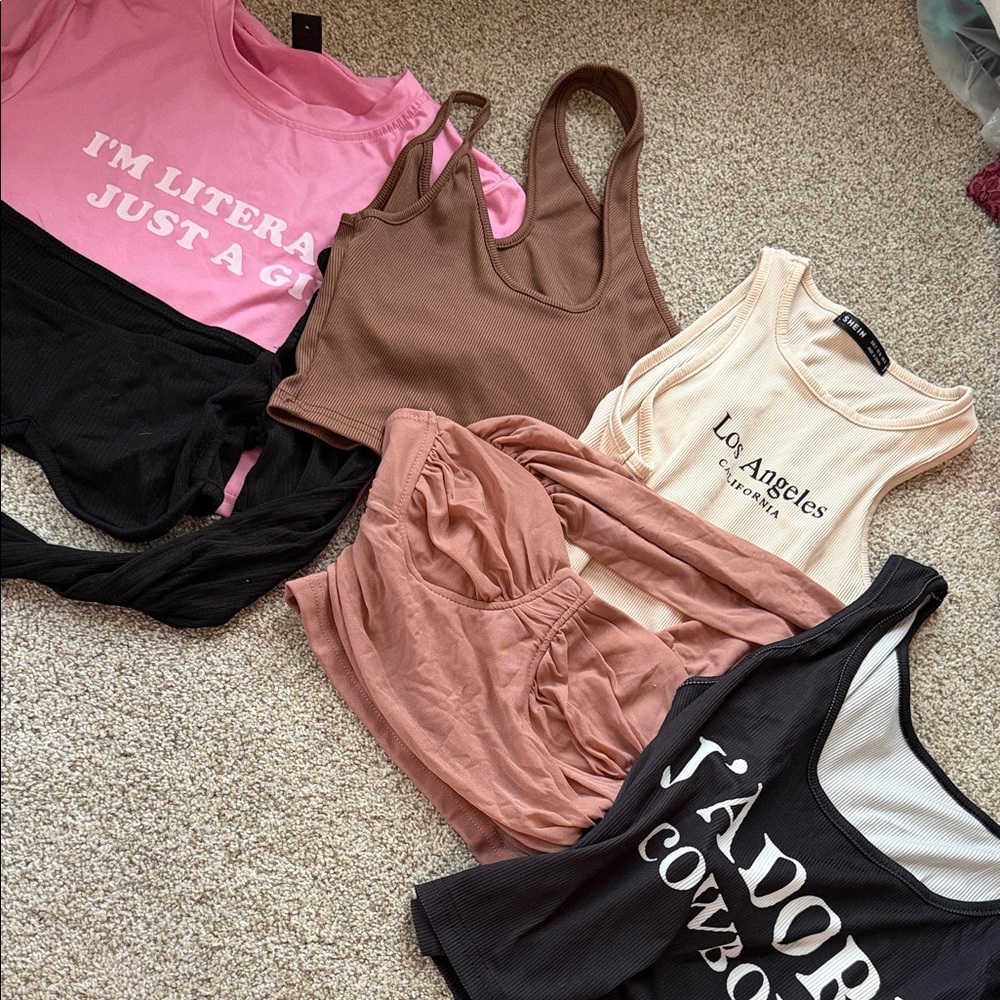 Lot of 6 tops